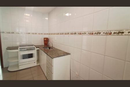 Foto 03 de casa à venda com 3 quartos, 140m² em Castelo, Belo Horizonte