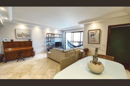 Apartamento à venda com 119m², 4 quartos e 2 vagasSala