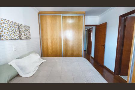 Apartamento à venda com 119m², 4 quartos e 2 vagasQuarto Suíte