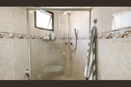 Apartamento à venda com 119m², 4 quartos e 2 vagasBanheiro da Suíte