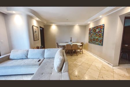 Apartamento à venda com 119m², 4 quartos e 2 vagasSala