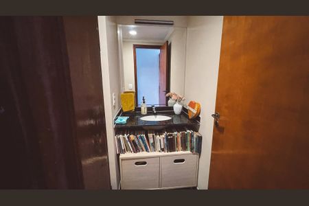 Apartamento à venda com 119m², 4 quartos e 2 vagasLavabo