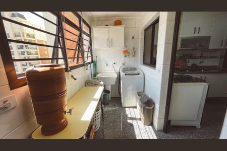 Apartamento à venda com 119m², 4 quartos e 2 vagasÁrea de Serviço