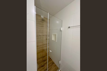 Apartamento à venda com 65m², 2 quartos e 1 vaga Apartamento à venda com 65m², 2 quartos e 1 vagaBanheiro 1