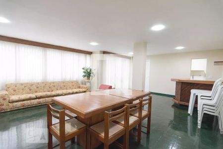 Apartamento à venda com 65m², 2 quartos e 1 vaga Apartamento à venda com 65m², 2 quartos e 1 vagaÁrea comum