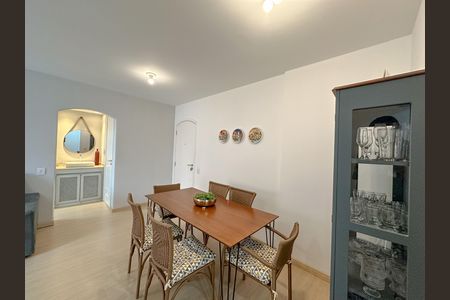 Apartamento à venda com 65m², 2 quartos e 1 vaga Apartamento à venda com 65m², 2 quartos e 1 vagaSala