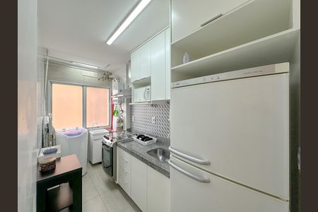 Apartamento à venda com 65m², 2 quartos e 1 vaga Apartamento à venda com 65m², 2 quartos e 1 vagaCozinha