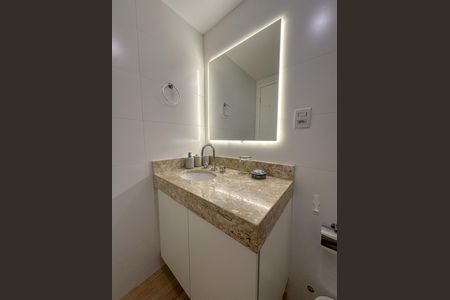 Apartamento à venda com 65m², 2 quartos e 1 vaga Apartamento à venda com 65m², 2 quartos e 1 vagaBanheiro 1