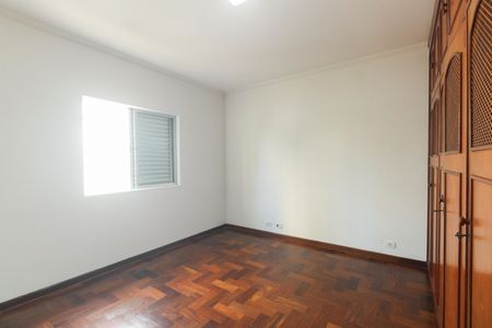 Casa à venda com 167m², 4 quartos e 2 vagas Casa à venda com 167m², 4 quartos e 2 vagasQuarto 1
