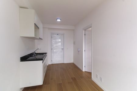 Sala/Cozinha de apartamento para alugar com 1 quarto, 30m² em Quarta Parada, São Paulo