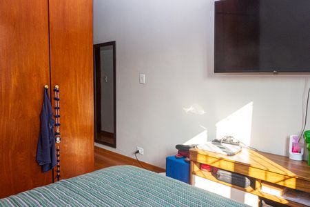 Casa à venda com 250m², 3 quartos e 2 vagasSuíte