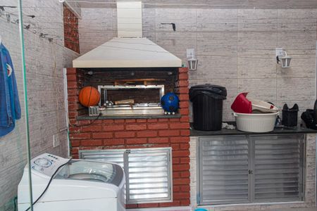 Casa à venda com 250m², 3 quartos e 2 vagasChurrasqueira