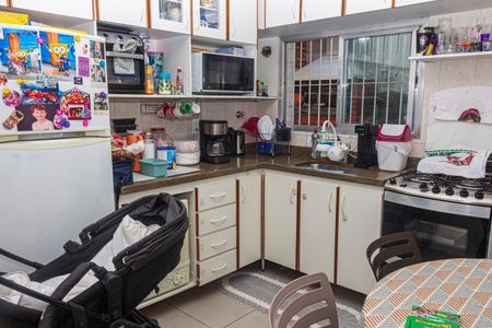 Casa à venda com 250m², 3 quartos e 2 vagasCozinha