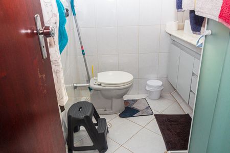 Casa à venda com 250m², 3 quartos e 2 vagasBanheiro da Suíte