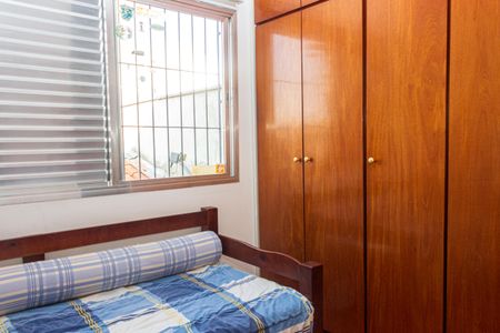 Casa à venda com 250m², 3 quartos e 2 vagasQuarto 2