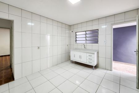 Casa à venda com 155m², 3 quartos e 2 vagasCozinha 