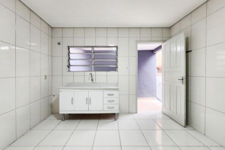 Casa à venda com 155m², 3 quartos e 2 vagasCozinha 