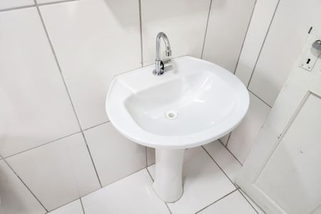 Casa à venda com 155m², 3 quartos e 2 vagasBanheiro 