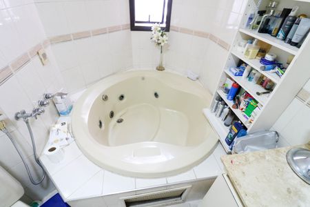 Apartamento à venda com 172m², 3 quartos e 2 vagasBanheiro da Suíte 