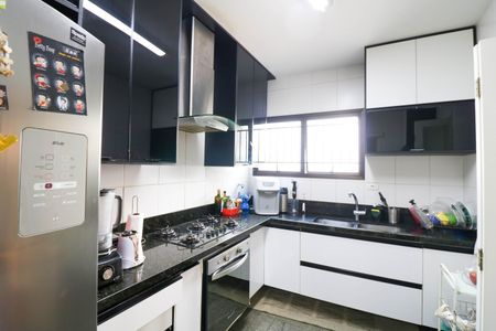 Apartamento à venda com 172m², 3 quartos e 2 vagasCozinha