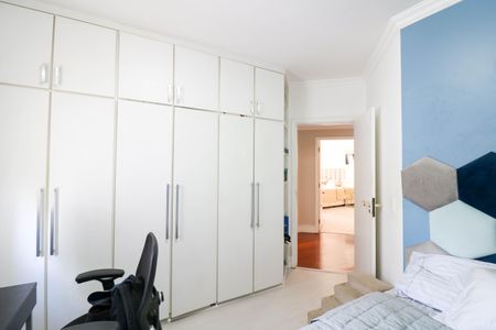 Apartamento à venda com 172m², 3 quartos e 2 vagasQuarto 1