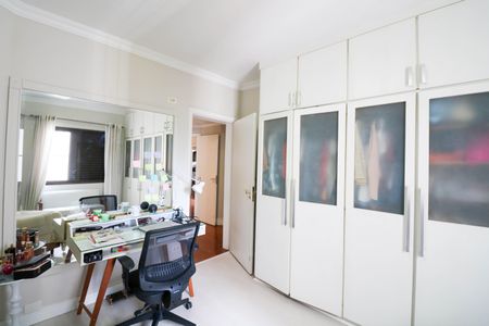Apartamento à venda com 172m², 3 quartos e 2 vagasQuarto 2
