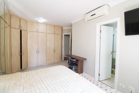 Apartamento à venda com 172m², 3 quartos e 2 vagasSuíte 