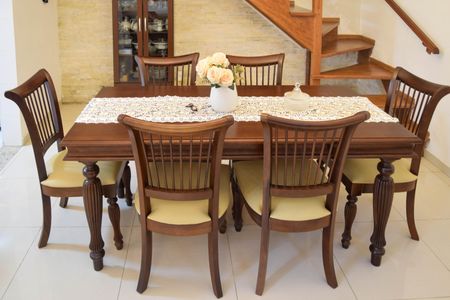 Casa à venda com 252m², 4 quartos e 3 vagas Casa à venda com 252m², 4 quartos e 3 vagasSala de Jantar