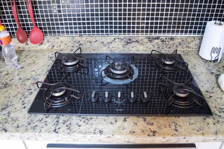 Casa à venda com 252m², 4 quartos e 3 vagas Casa à venda com 252m², 4 quartos e 3 vagasCozinha