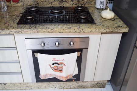 Casa à venda com 252m², 4 quartos e 3 vagas Casa à venda com 252m², 4 quartos e 3 vagasCozinha