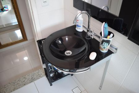 Casa à venda com 252m², 4 quartos e 3 vagas Casa à venda com 252m², 4 quartos e 3 vagasBanheiro Suíte 2