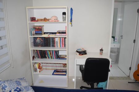 Casa à venda com 252m², 4 quartos e 3 vagas Casa à venda com 252m², 4 quartos e 3 vagasSuíte 3