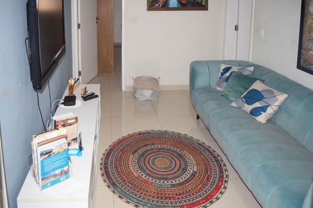 Casa à venda com 252m², 4 quartos e 3 vagas Casa à venda com 252m², 4 quartos e 3 vagasSala de TV