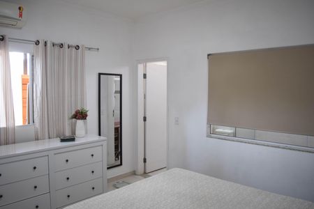 Casa à venda com 252m², 4 quartos e 3 vagas Casa à venda com 252m², 4 quartos e 3 vagasSuíte 1