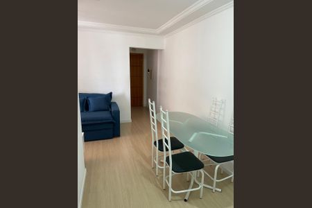 Apartamento à venda com 60m², 2 quartos e 1 vagaSala