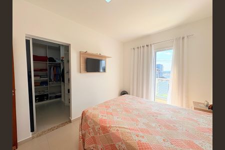 Casa de condomínio à venda com 153m², 3 quartos e 4 vagasSuíte