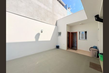 Casa de condomínio à venda com 153m², 3 quartos e 4 vagasÁrea Externa