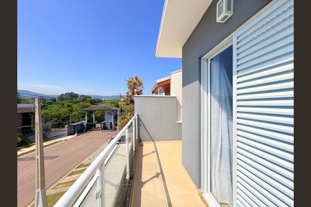 Casa de condomínio à venda com 153m², 3 quartos e 4 vagasVaranda da Suíte