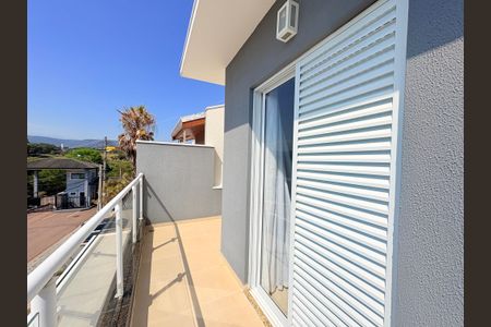 Casa de condomínio à venda com 153m², 3 quartos e 4 vagasVaranda da Suíte