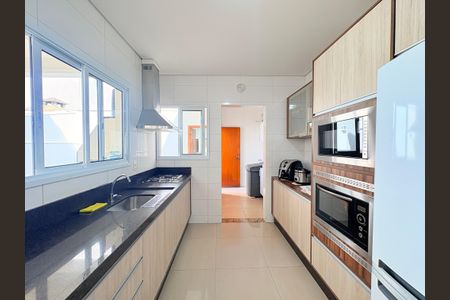 Casa de condomínio à venda com 153m², 3 quartos e 4 vagasCozinha