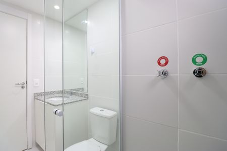 Apartamento para alugar com 55m², 2 quartos e 1 vagaBanheiro da Suíte
