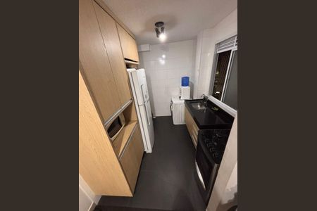 Cozinha de apartamento à venda com 2 quartos, 40m² em Jardim Esmeraldina, Campinas