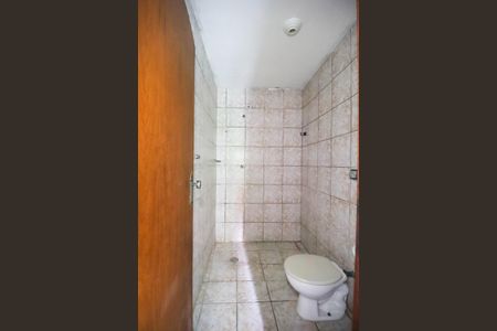 Banheiro Social de casa para alugar com 1 quarto, 30m² em Jardim Virginia Bianca, São Paulo