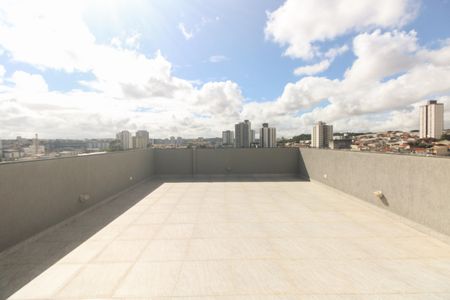 Apartamento à venda com 42m², 2 quartos e sem vagaÁrea Comum - Churrasqueira 