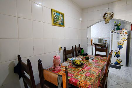 Apartamento para alugar com 170m², 3 quartos e sem vagaCopa