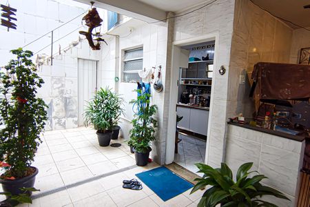 Apartamento para alugar com 170m², 3 quartos e sem vagaÁrea comum