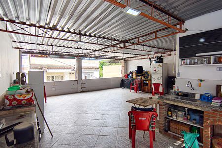 Apartamento para alugar com 170m², 3 quartos e sem vagaÁrea comum