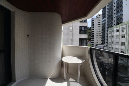Varanda de apartamento para alugar com 3 quartos, 100m² em Centro, Guarujá