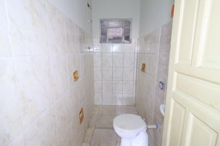 Casa à venda com 275m², 6 quartos e 3 vagasBanheiro Social