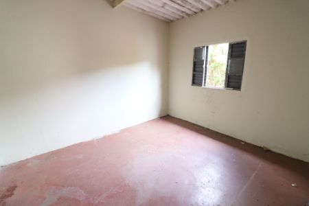 Casa à venda com 275m², 6 quartos e 3 vagasQuarto 2